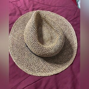 STUTZMAN’S HEADWEAR Tan Straw Hat